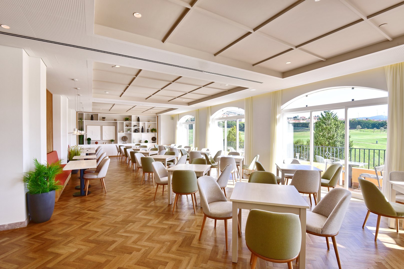 Dolce CampoReal Lisboa Restaurant