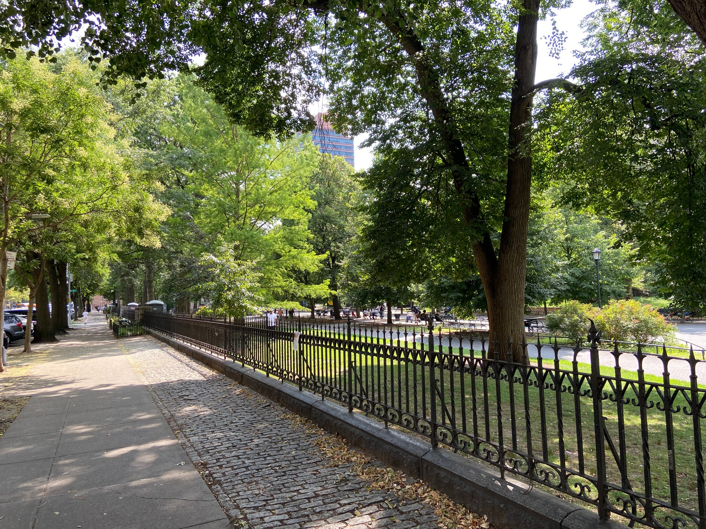 Recinzione in ferro battuto per villa