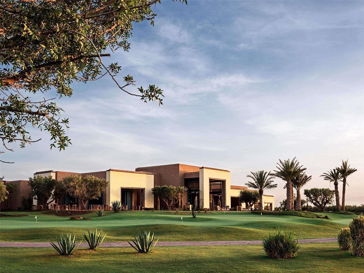 Fairmont golf facilities