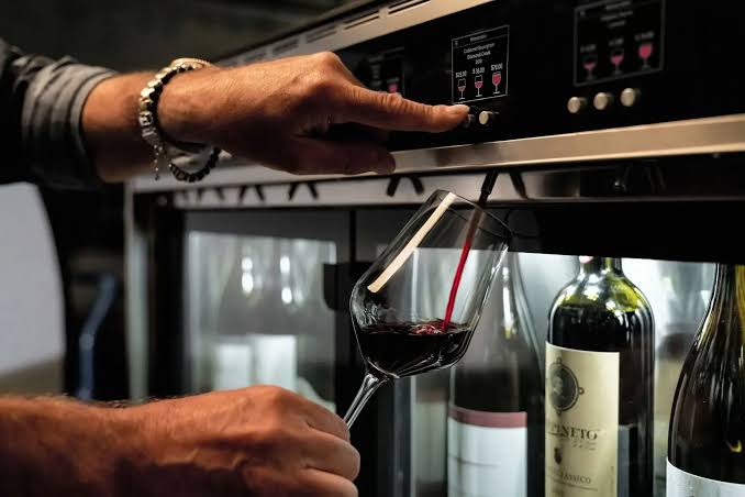 Dispensadores de Vino tinto, WineEmotion para mixologia, cava, enologia, vinotecas y Enfriador de Copas Thrill