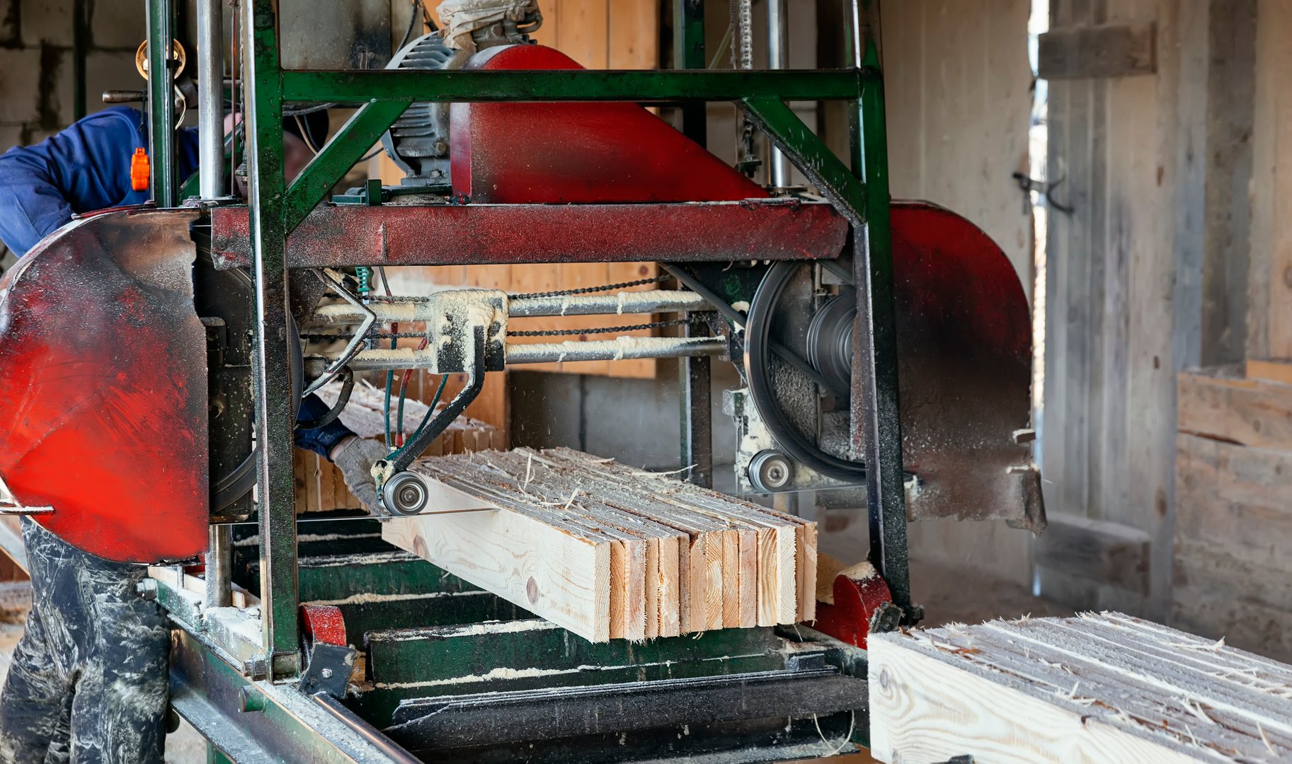 Working tape sawmill in action, close-up
