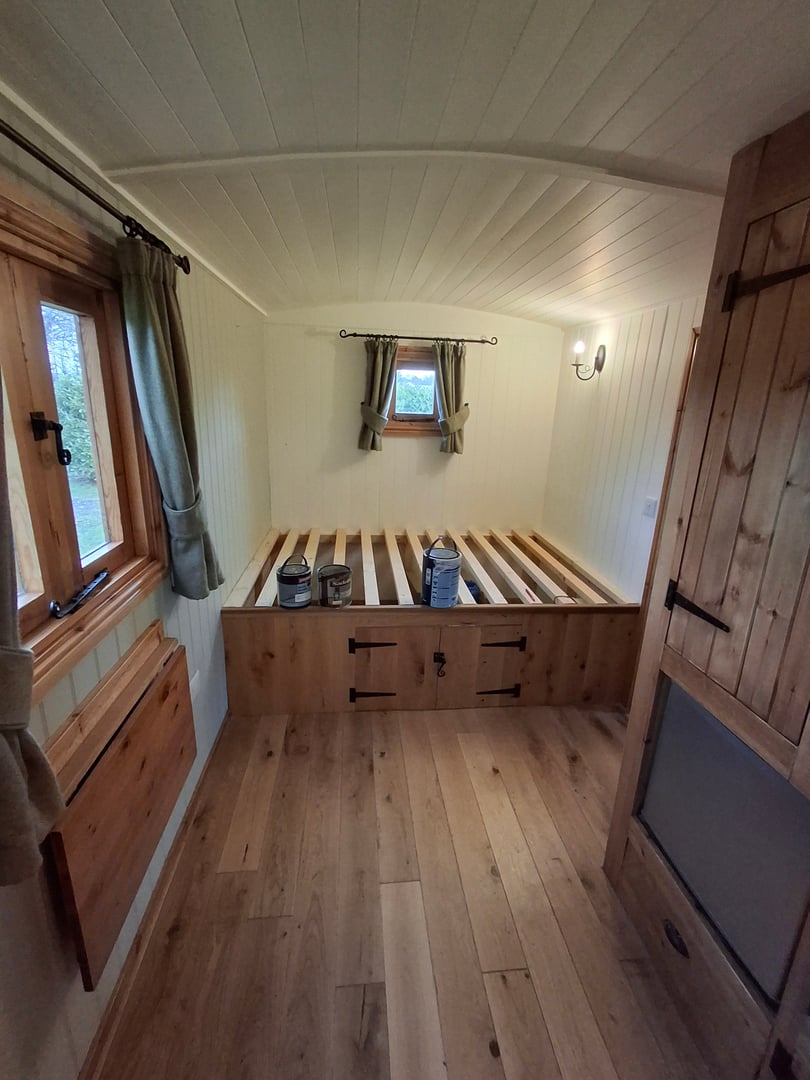 Professional painting and decorating work