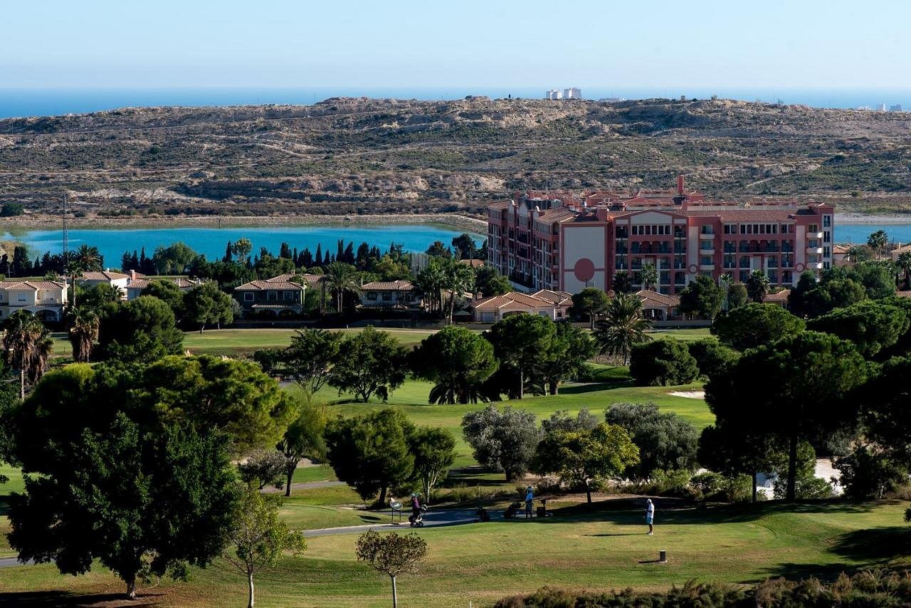 Bonalba Golf Resort championship golf course