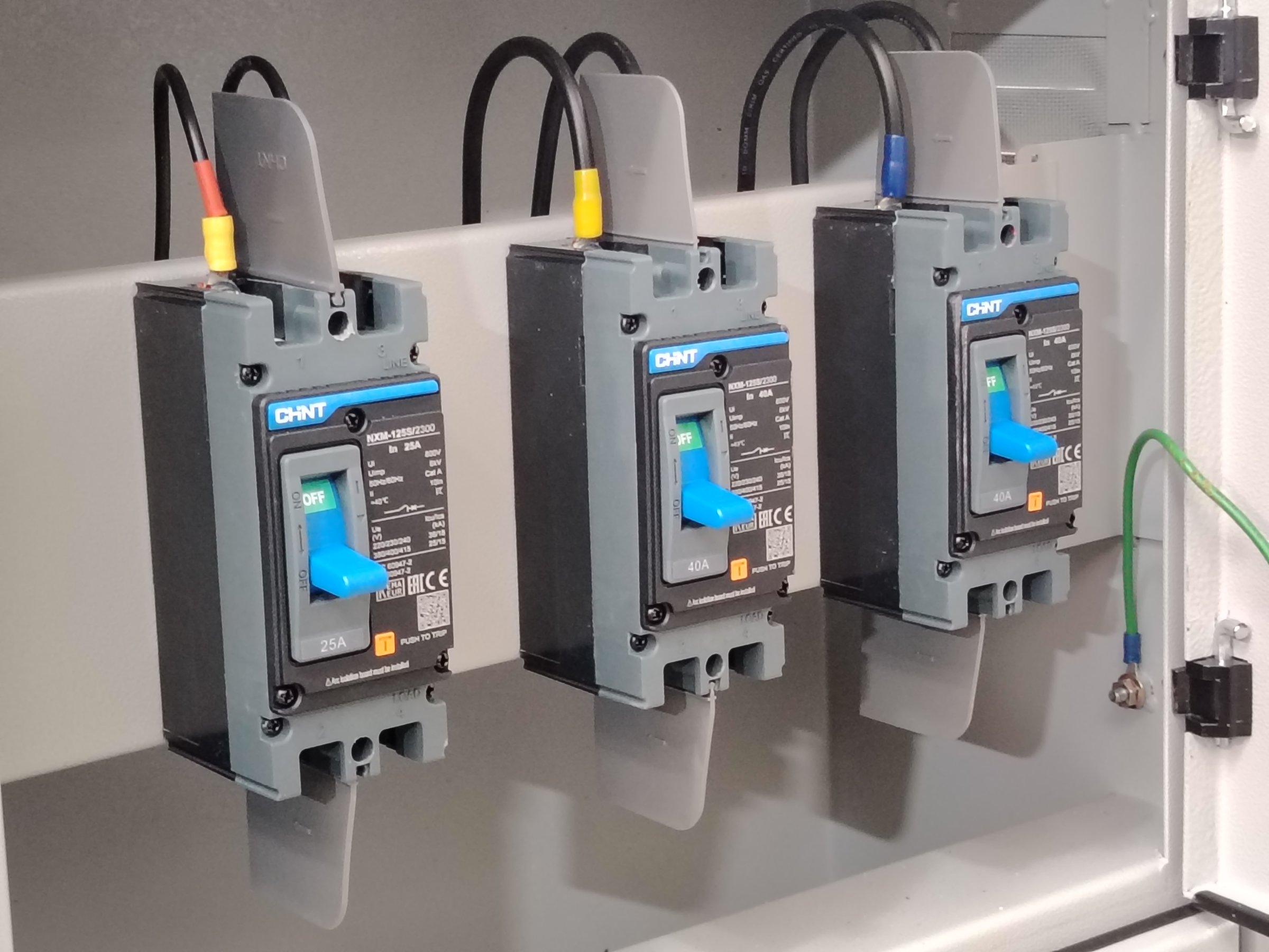 Circuit breaker equipment