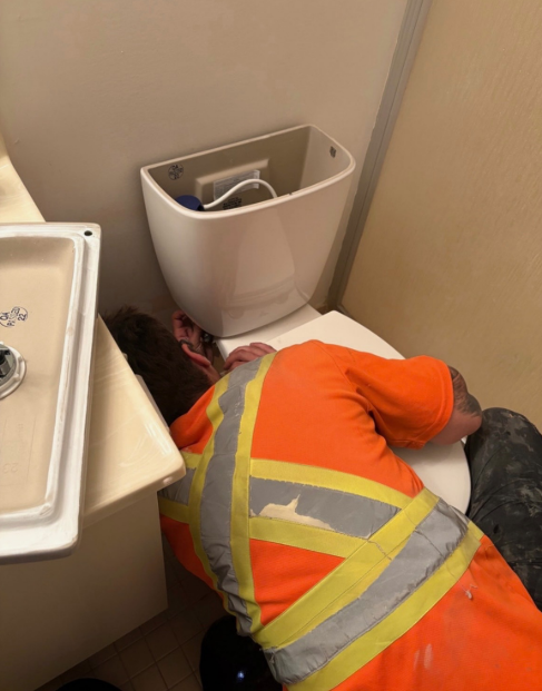 Plumbing service in action