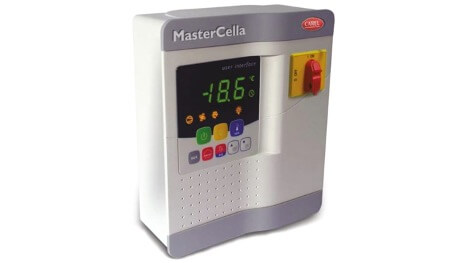 Digital temperature control unit displaying -18.6 degrees with control buttons and a yellow knob on the side.
