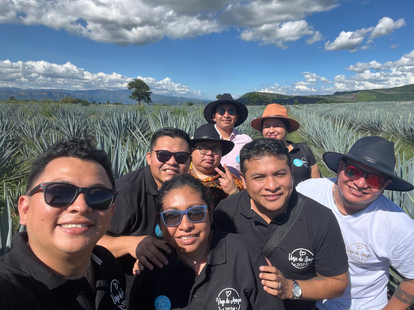 Viaje a Guadalajara - Alberto Flores