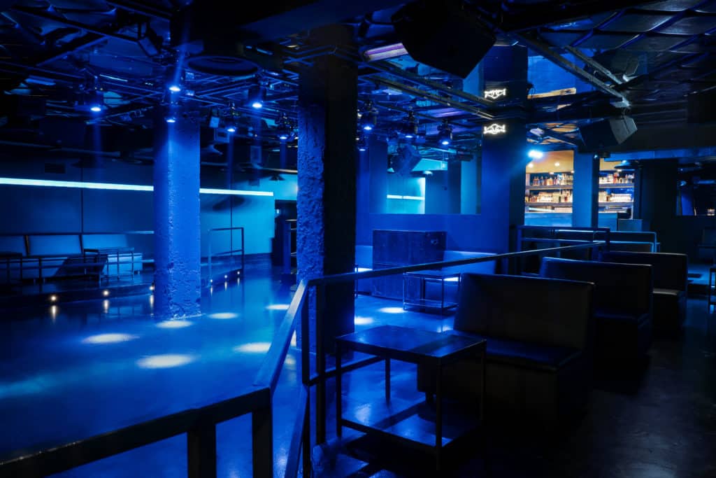 Tocqueville 13 Night Scene