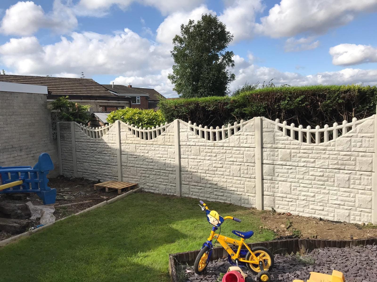 Fence installation with gravel boards