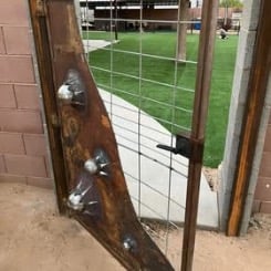 Custom gate