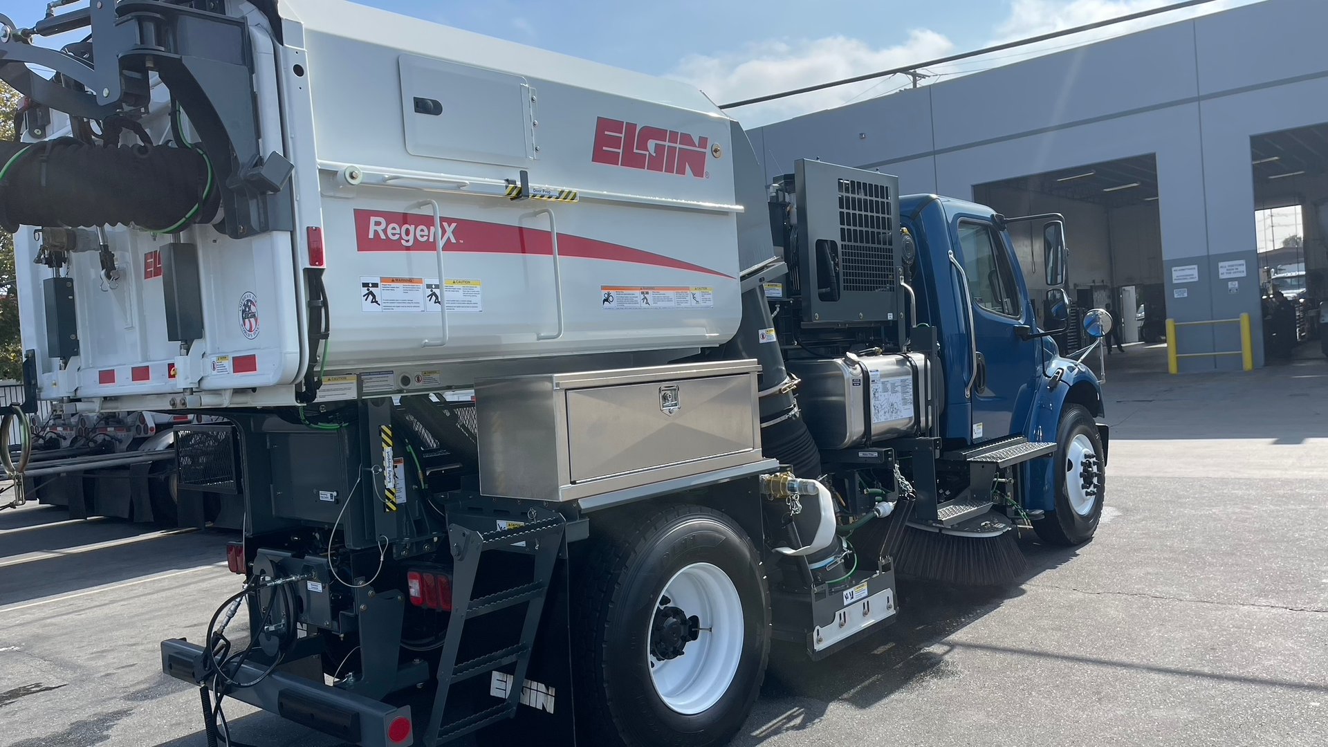 Street sweeping equipment servicing and maintenance
