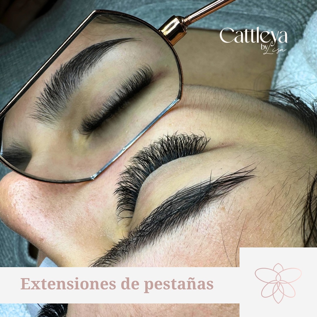 Servicio completo de extensiones de pestañas