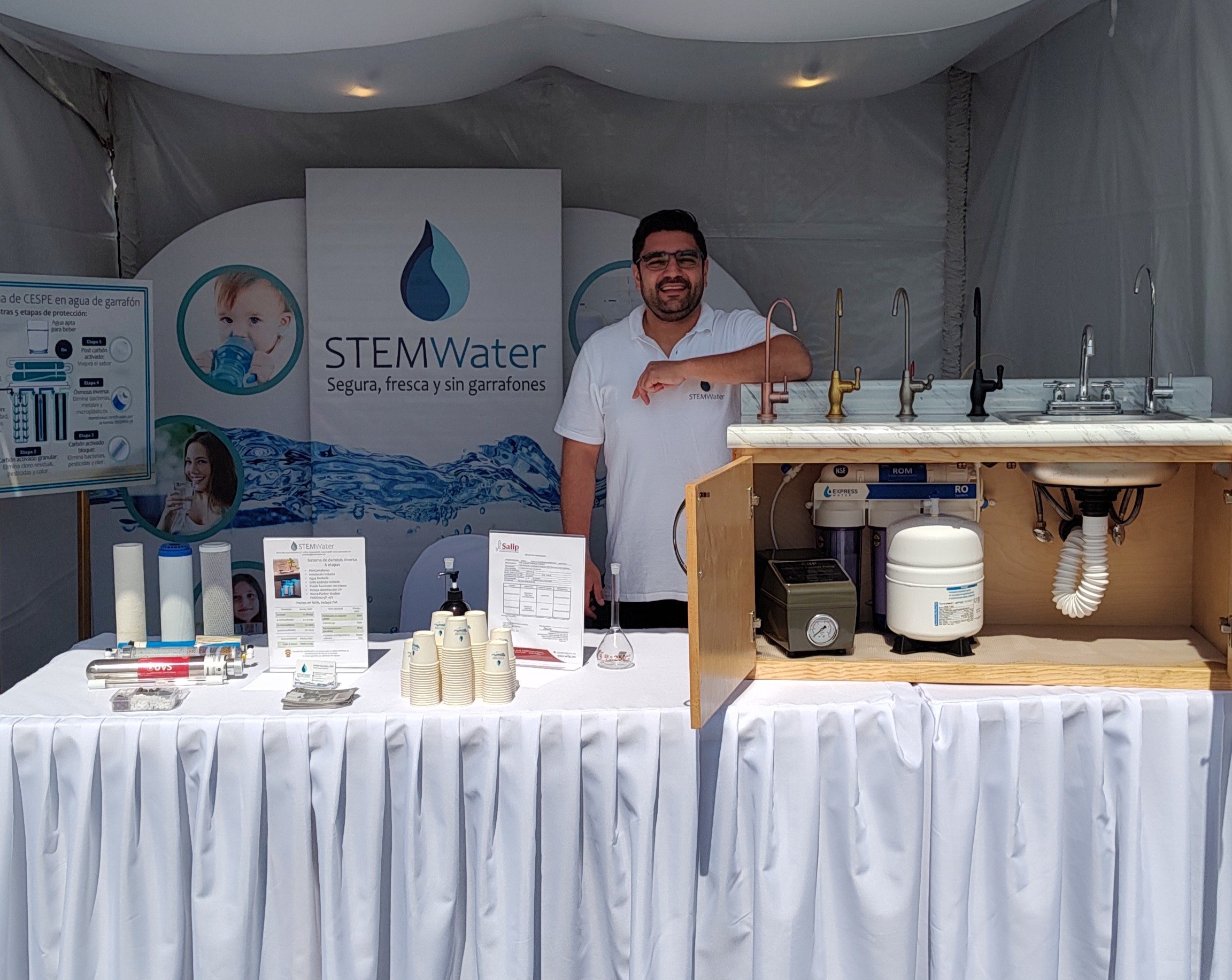 Educación y consultoría - STEM Water