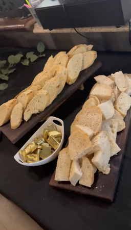 Creamy gelato scoops