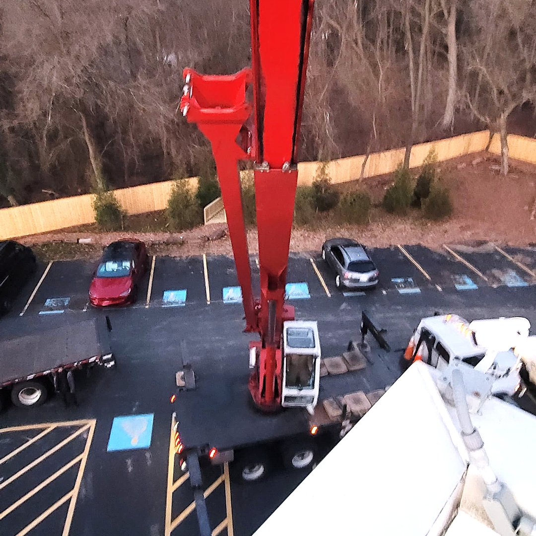 Industrial HVAC rooftop systems project image 11