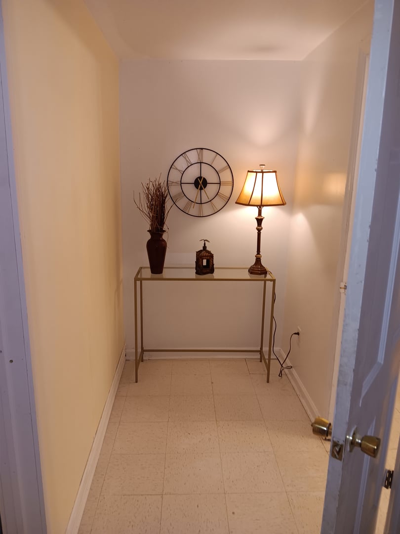 The modern bedroom features a bed and well-furnished, creating a stylish interior for today's lifestyle.