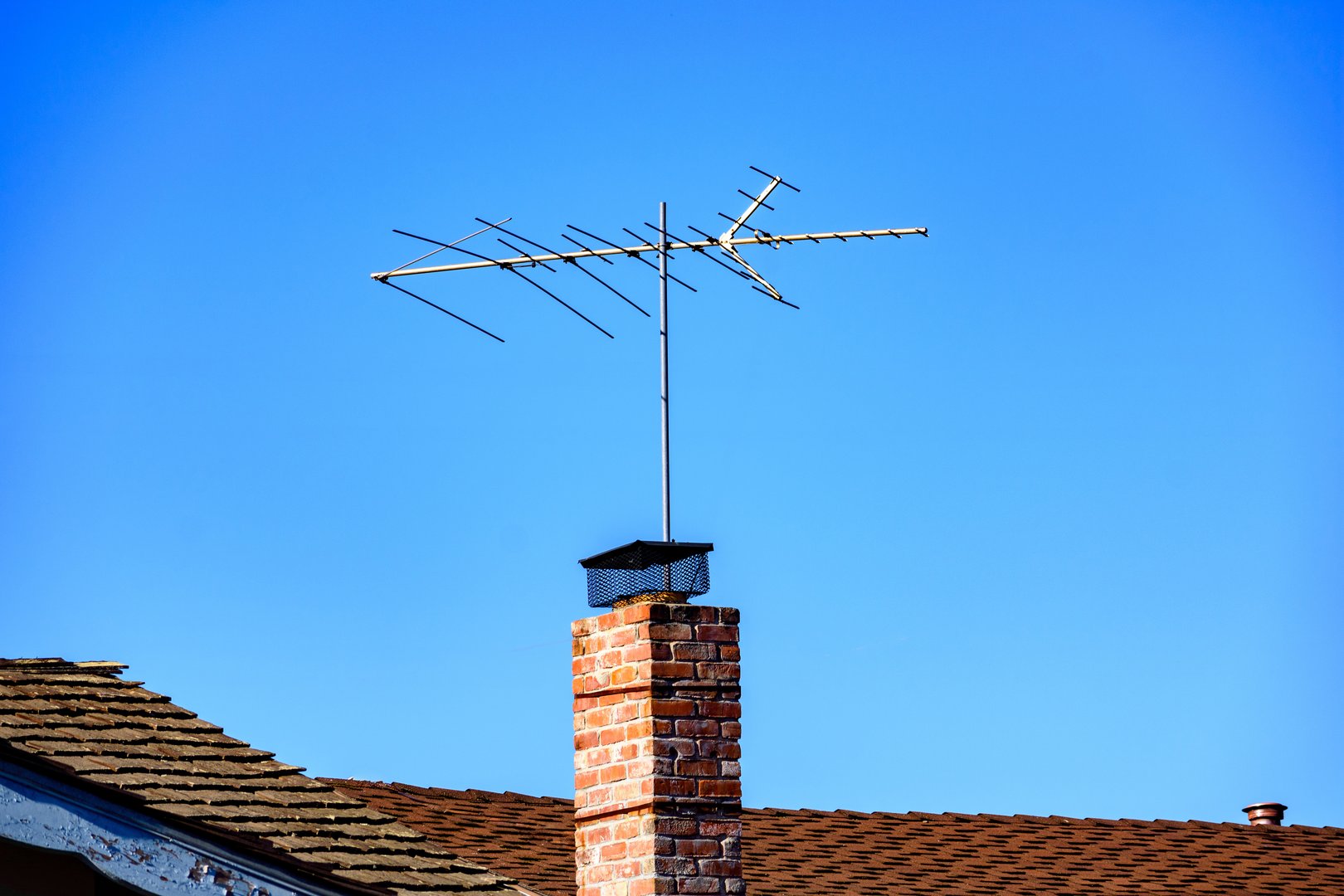 Antenna digitale terrestre installazione Magenta Corbetta