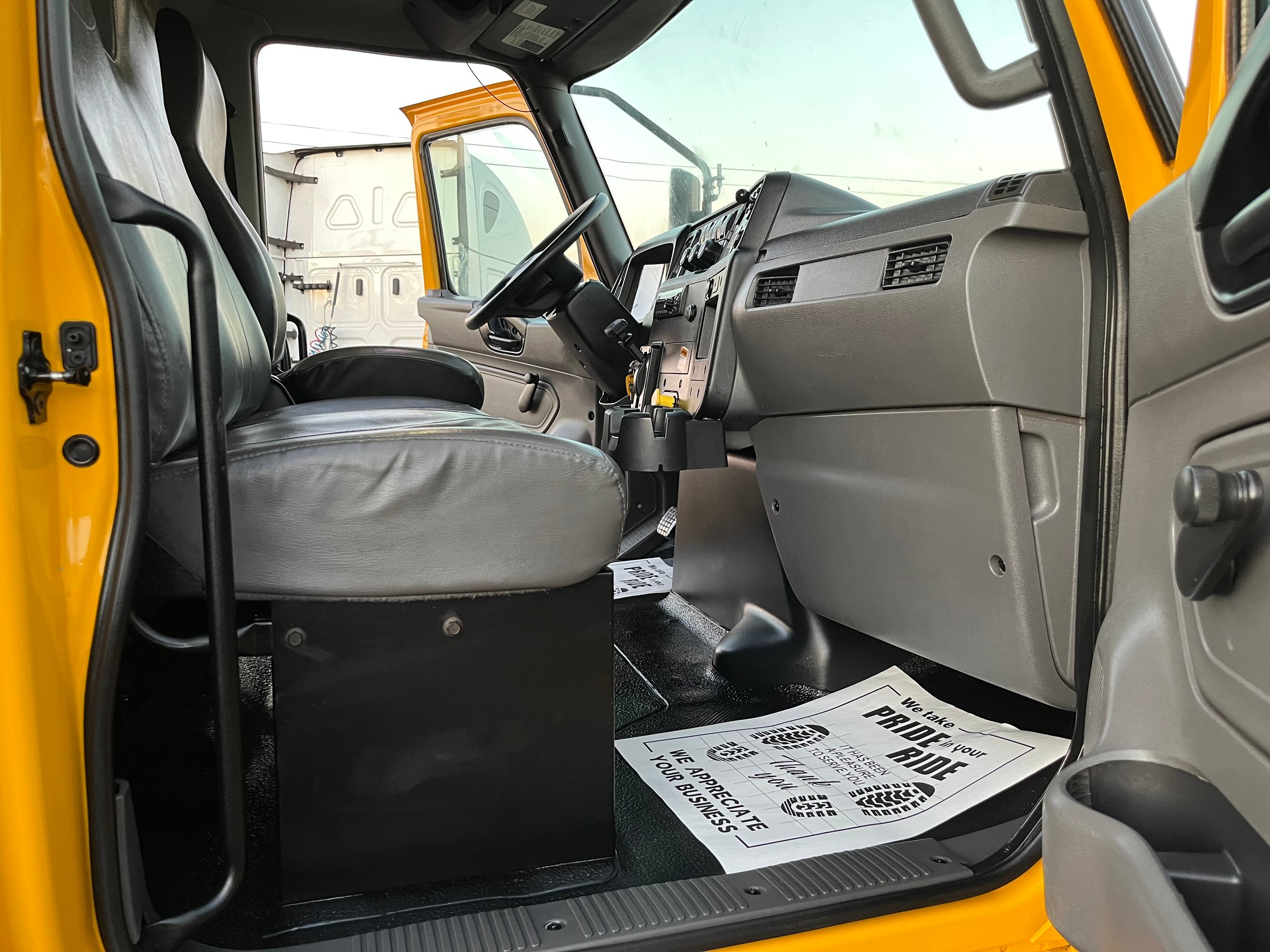2020 International MV607 Box Truck