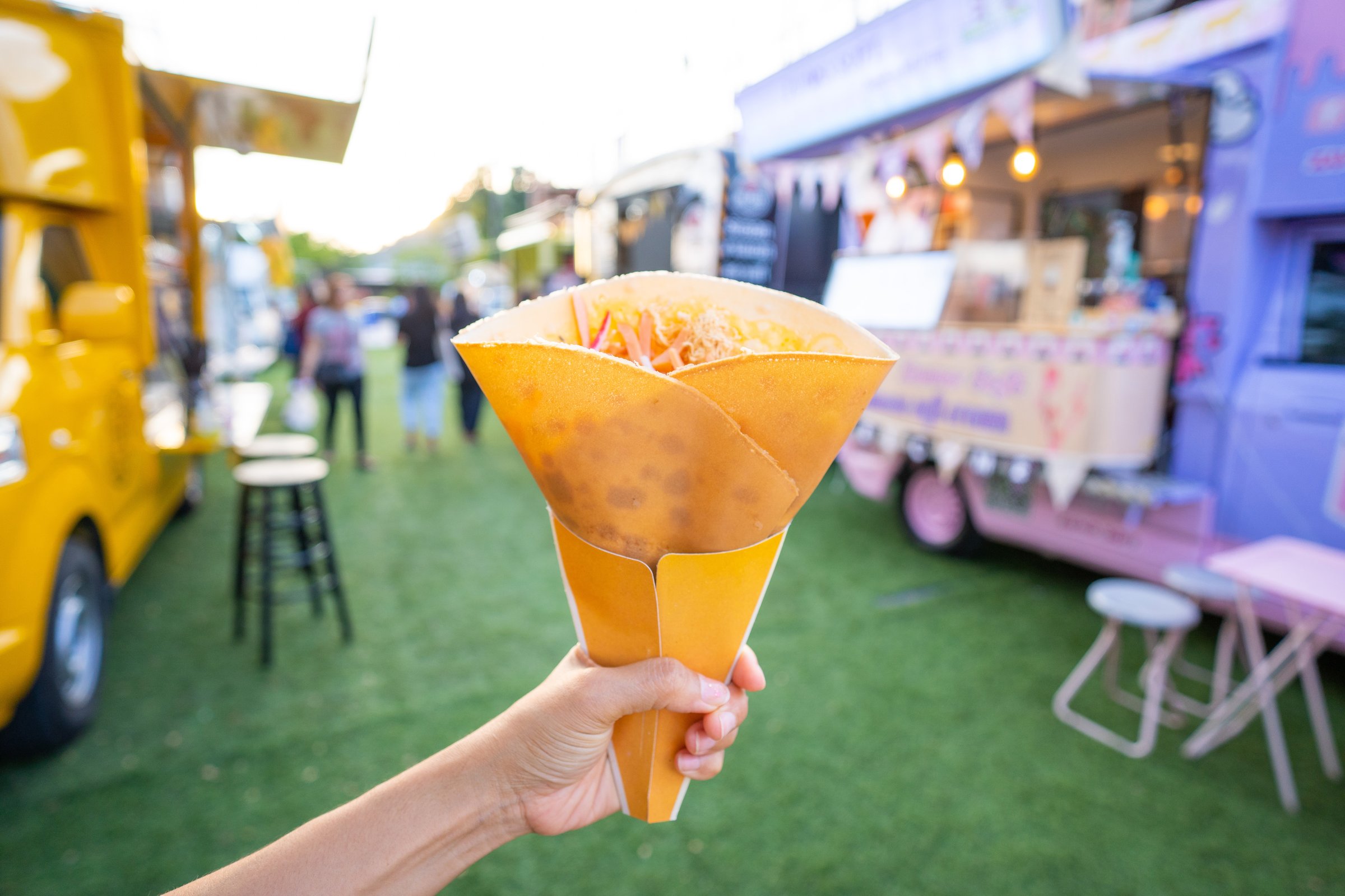 take away crispy crepe dessert,thin pancake