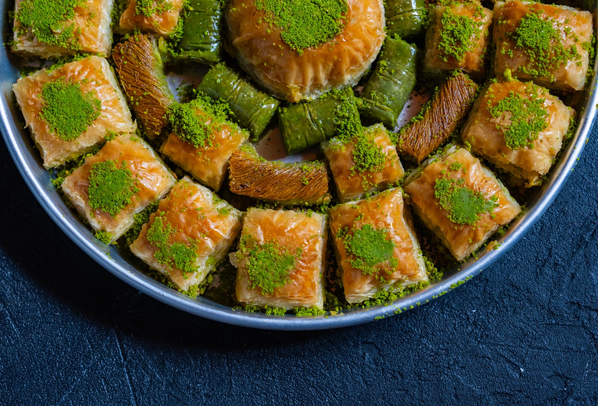 Turkish Pistachio Baklava Photo, Ottoman Cuisine Desserts Photo, Eid Celebration Among Family Photo, Üsküdar Istanbul, Turkiye (Turkey)