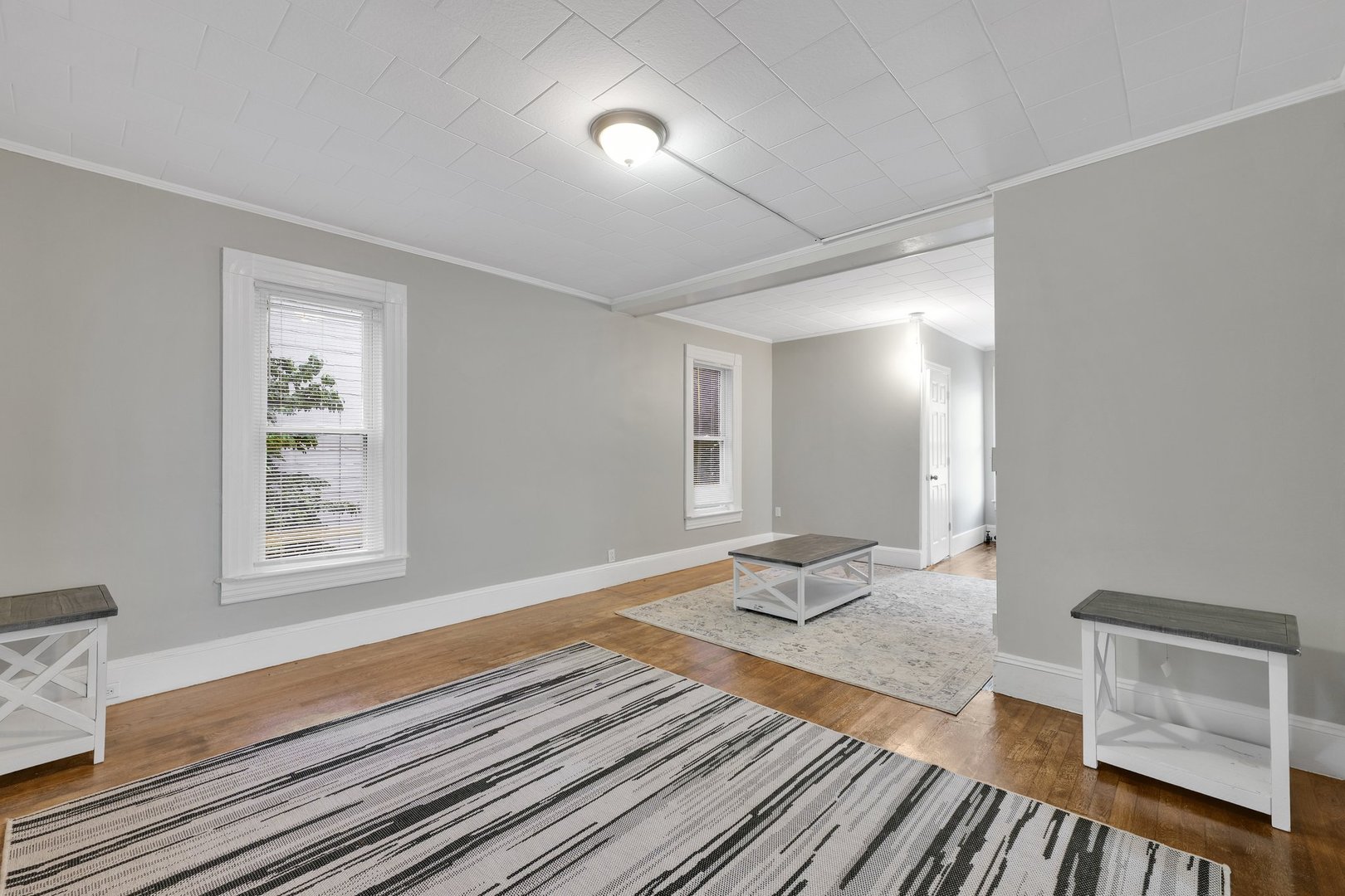 201 Locust St - Interior View