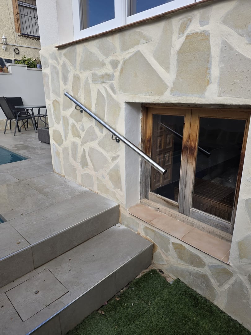 Metal railing and glass balustrades 2026 - view 4