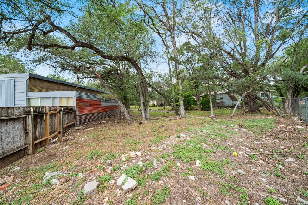 Casita at 699 Floral Avenue