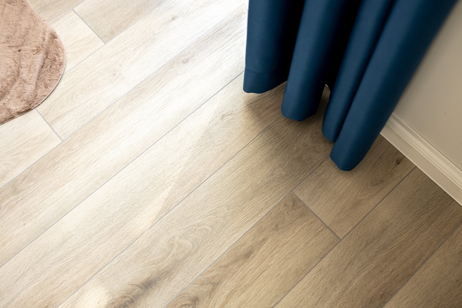 Modern laminate flooring