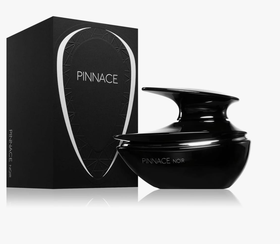 Pinace Noir French Avenue