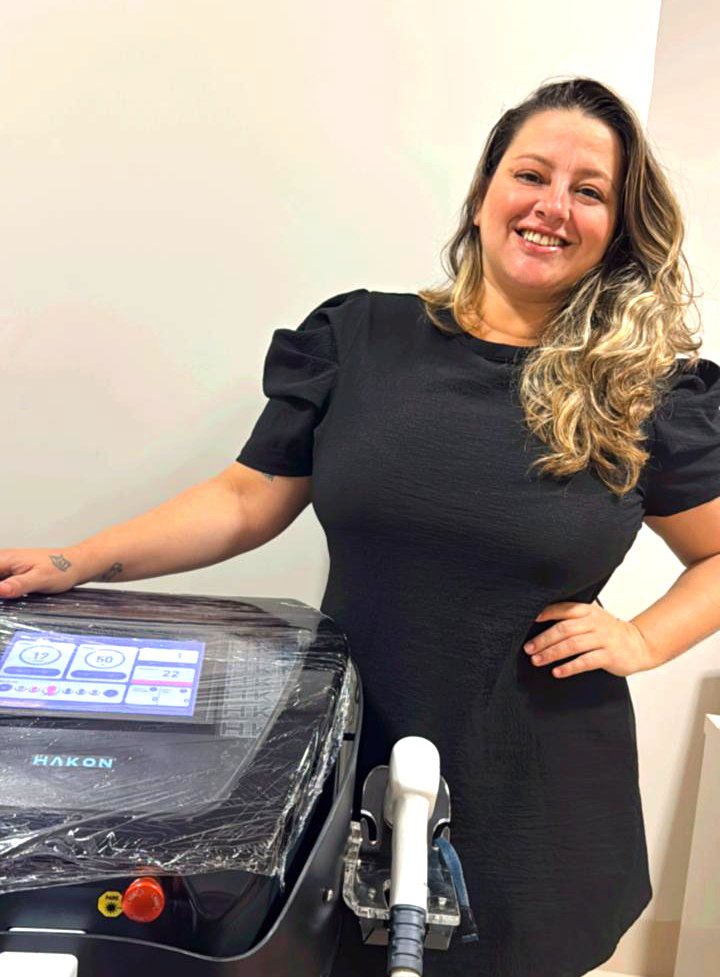 Daiane Chaves - Esteticista e Terapeuta - Dona do Espaço Elas de Vip