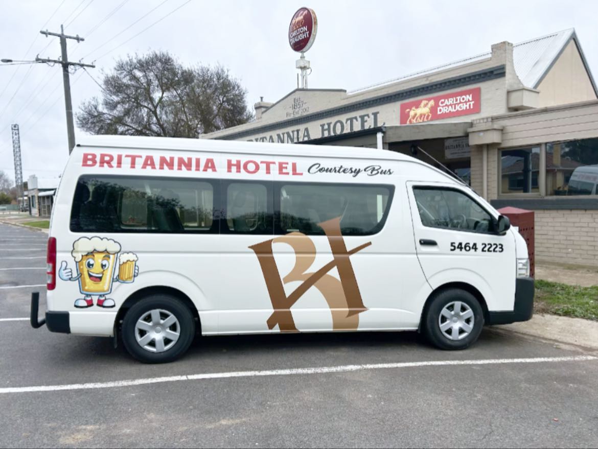 Exterior of the Britannia Hotel — a historic country pub on Green Street, Carisbrook