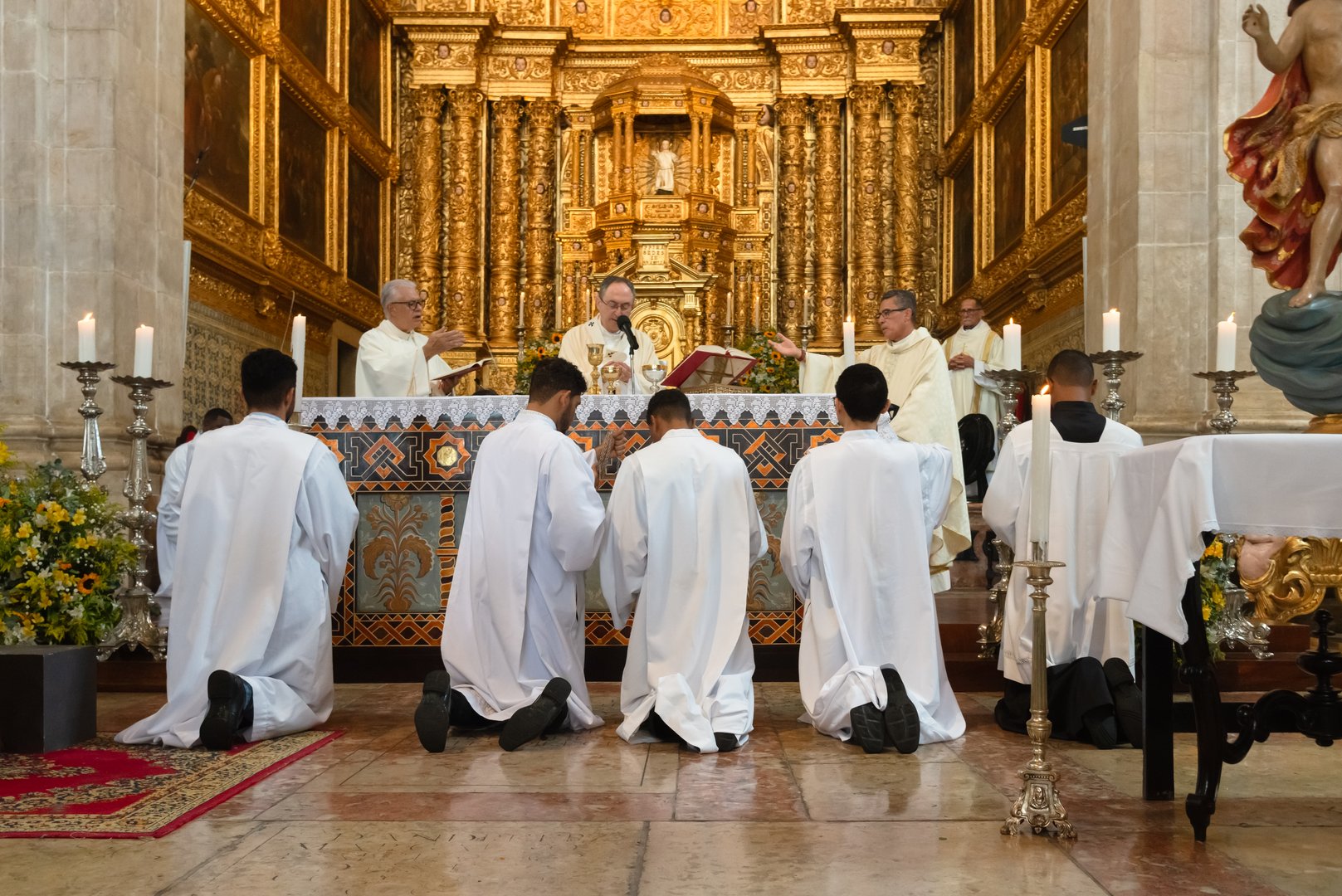 Salvador, Bahia, Brazil - April 20, 2025: Seminarians and priests are seen attending Easter Sunday Mass at the Cathedral Basilica. Pelourinho, Salvador, Brazil.
