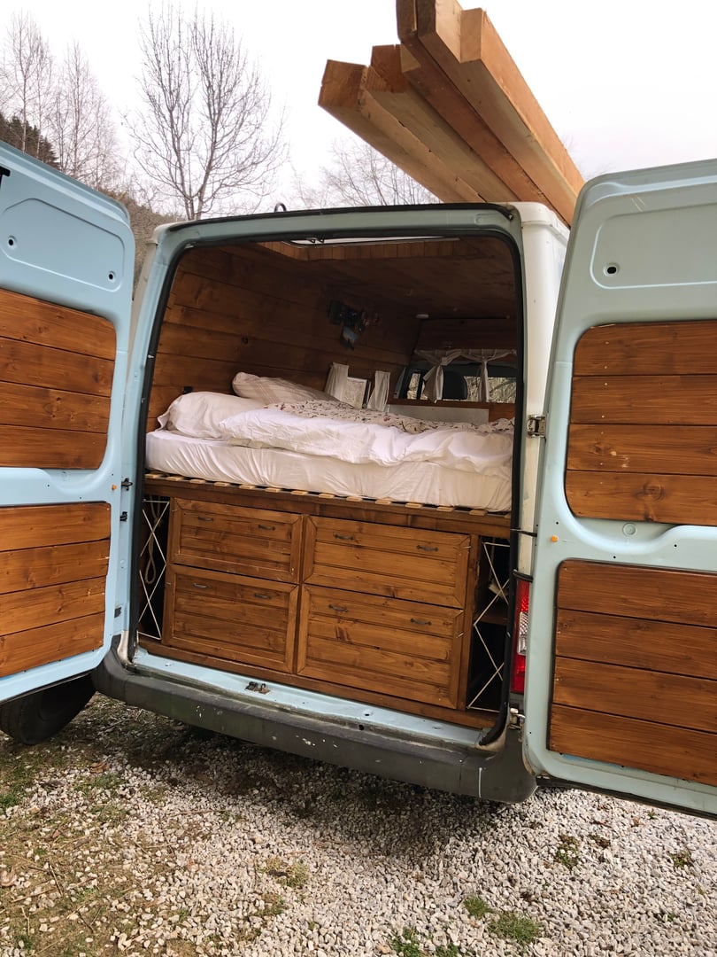 Ford Transit Van Detail 8