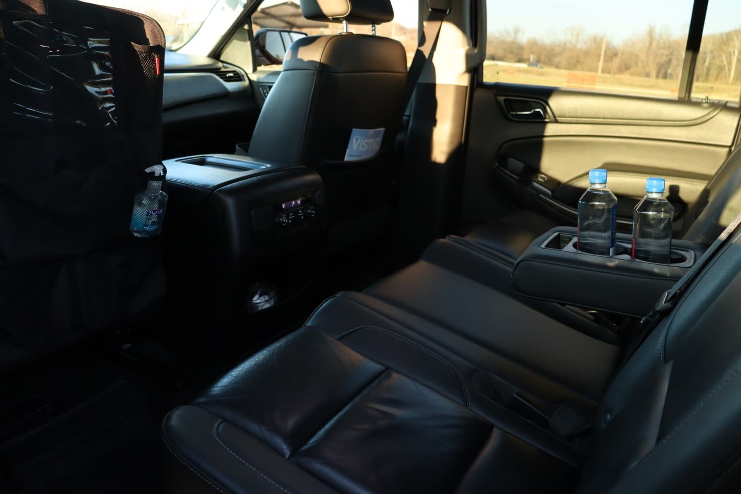 Chevrolet Suburban - Image 7