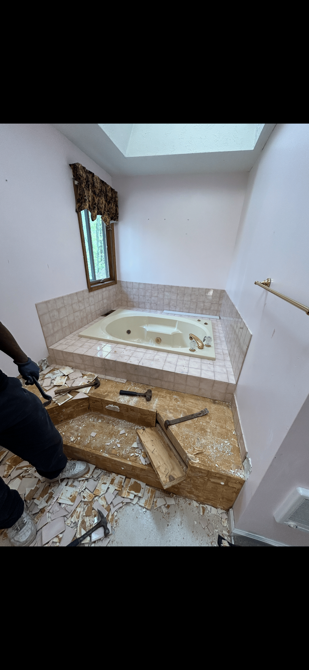 Junk removal before photo showing cluttered space