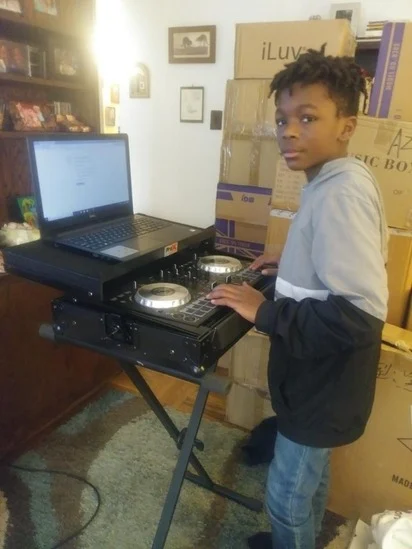 DJ Buzzin Experience