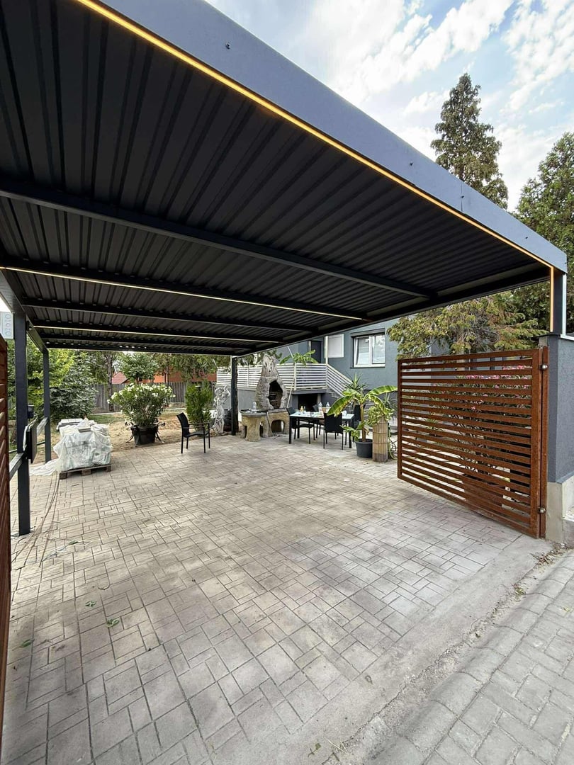 Autóbeálló referencia projekt