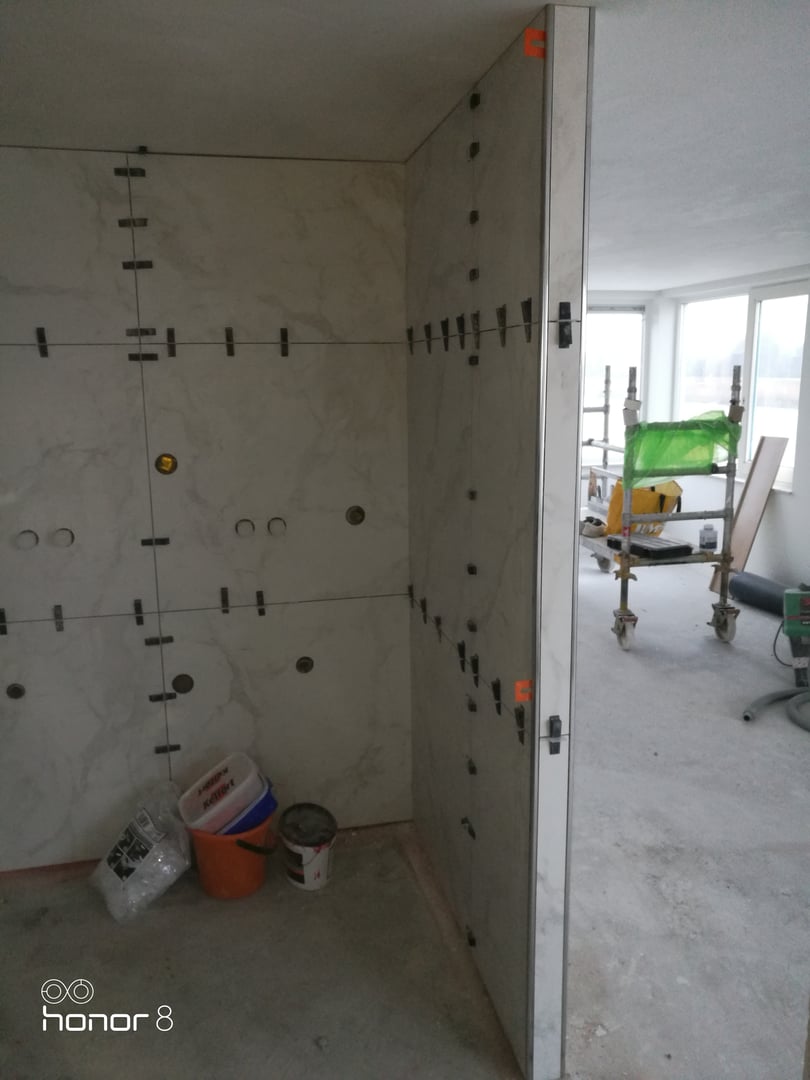 Komplette Badsanierung mit Fliesen