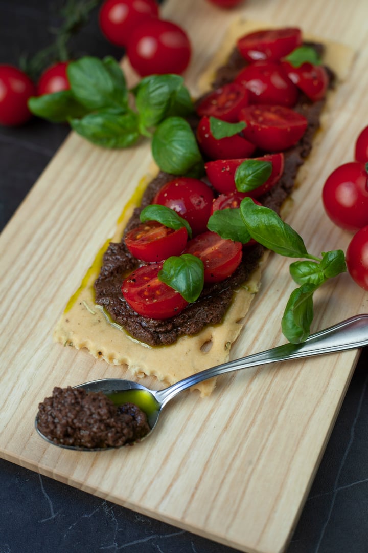 Happy Hour with Corte Del Dome Focaccia Genovese