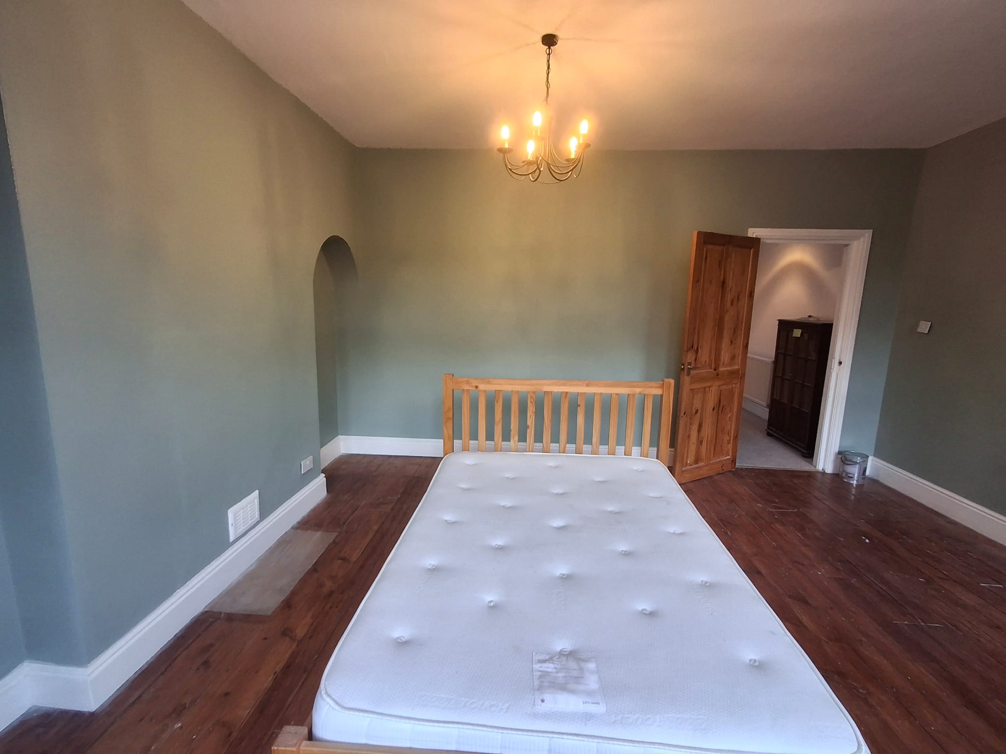 Professional painting and decorating work example