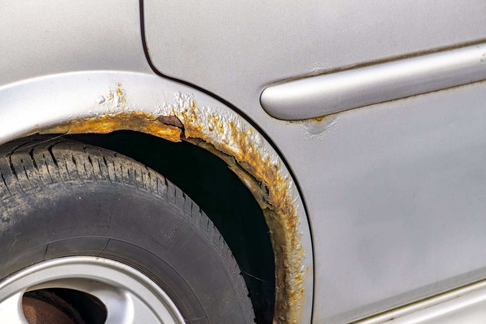 Антикорозійна обробка автомобіля