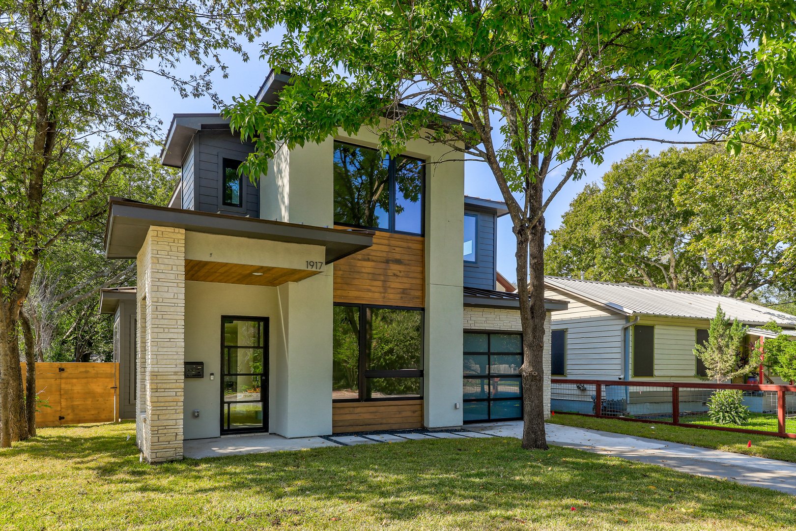 Modern Crestview New Build