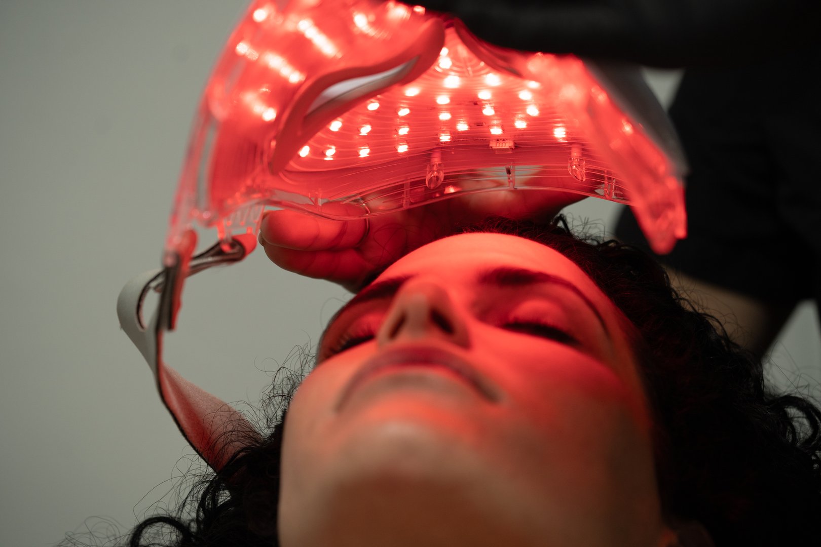 esthetic center led facial mask