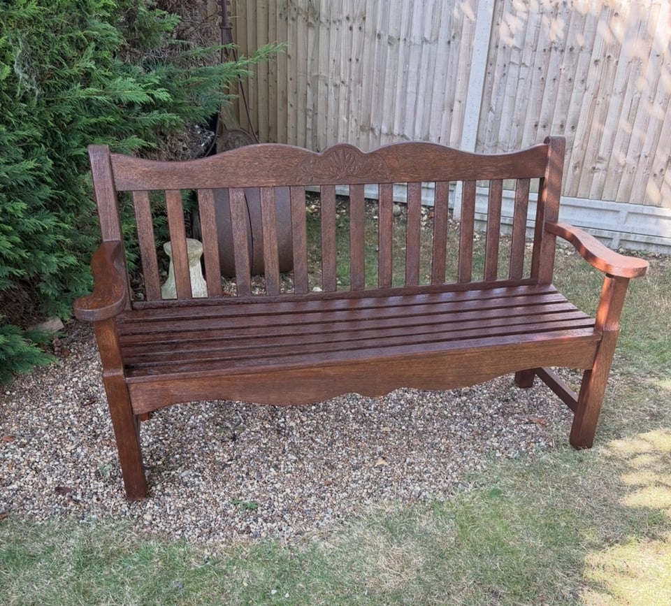 Professional garden furniture restoration and care services