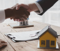 Diverse Property Owners Icon