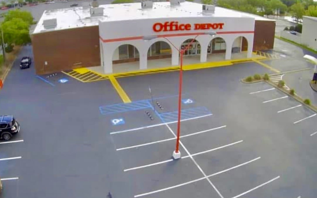 Professional asphalt maintenance and construction work