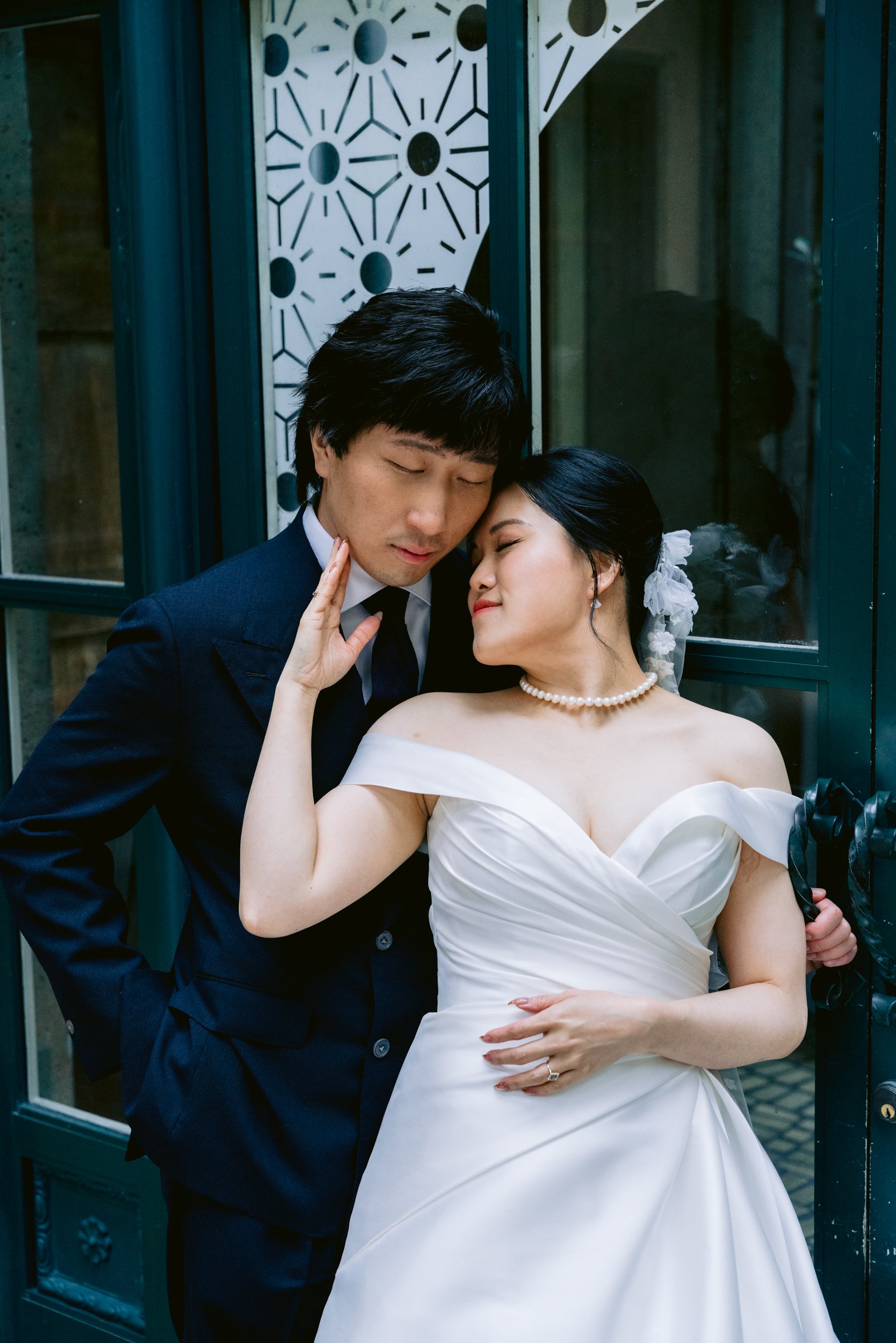 Budget-friendly California wedding photographer - elegant bride and groom photos