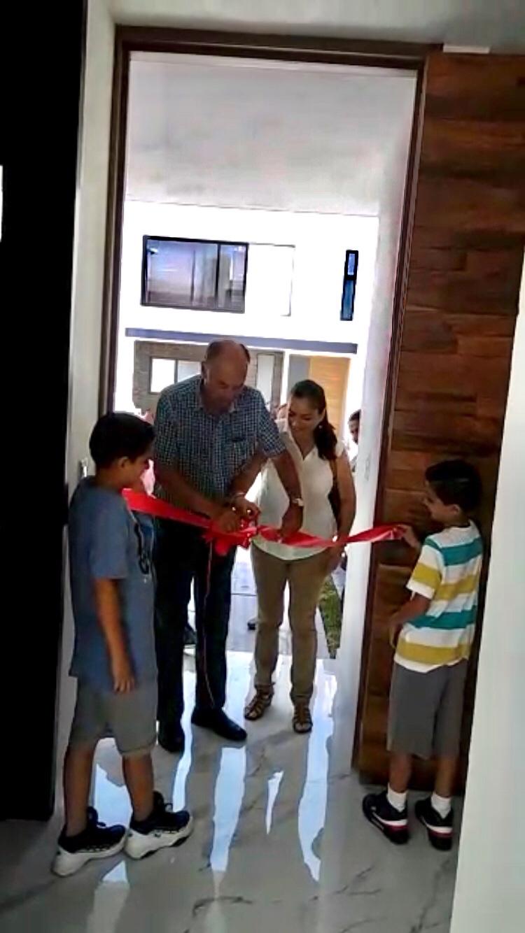 Momento especial de entrega