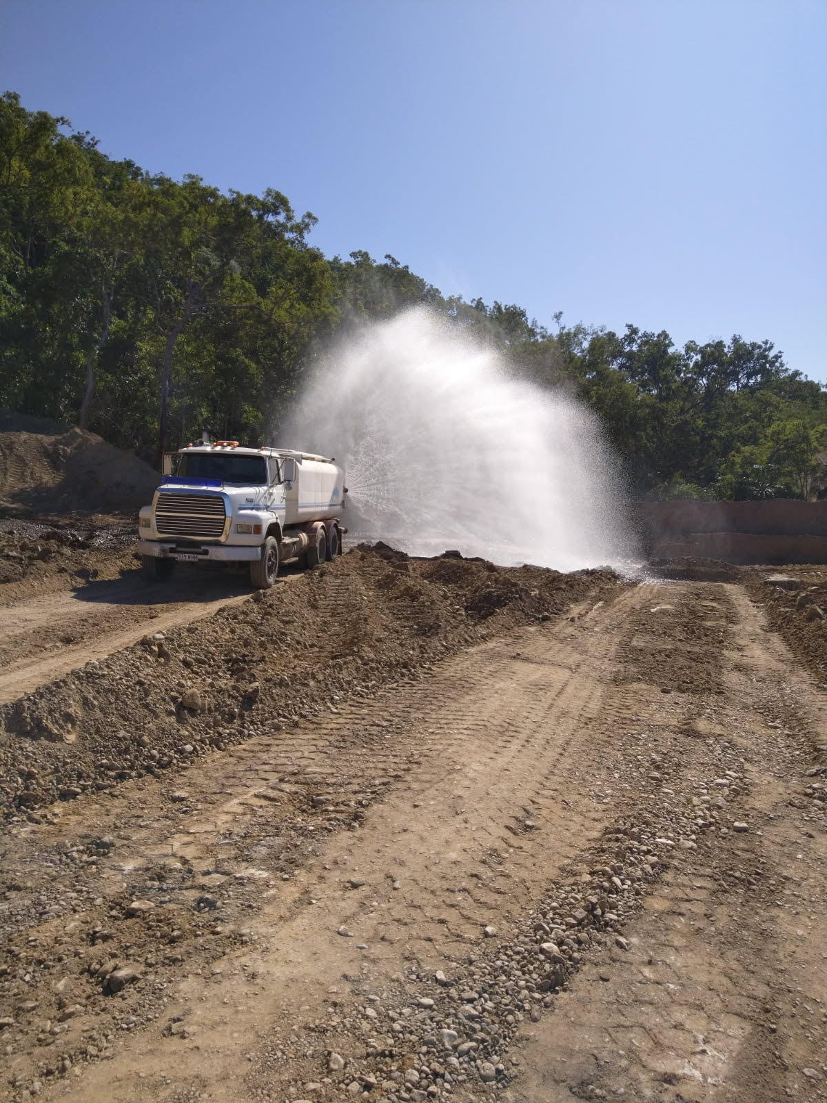 Water Trucks - Dust suppression equipment
