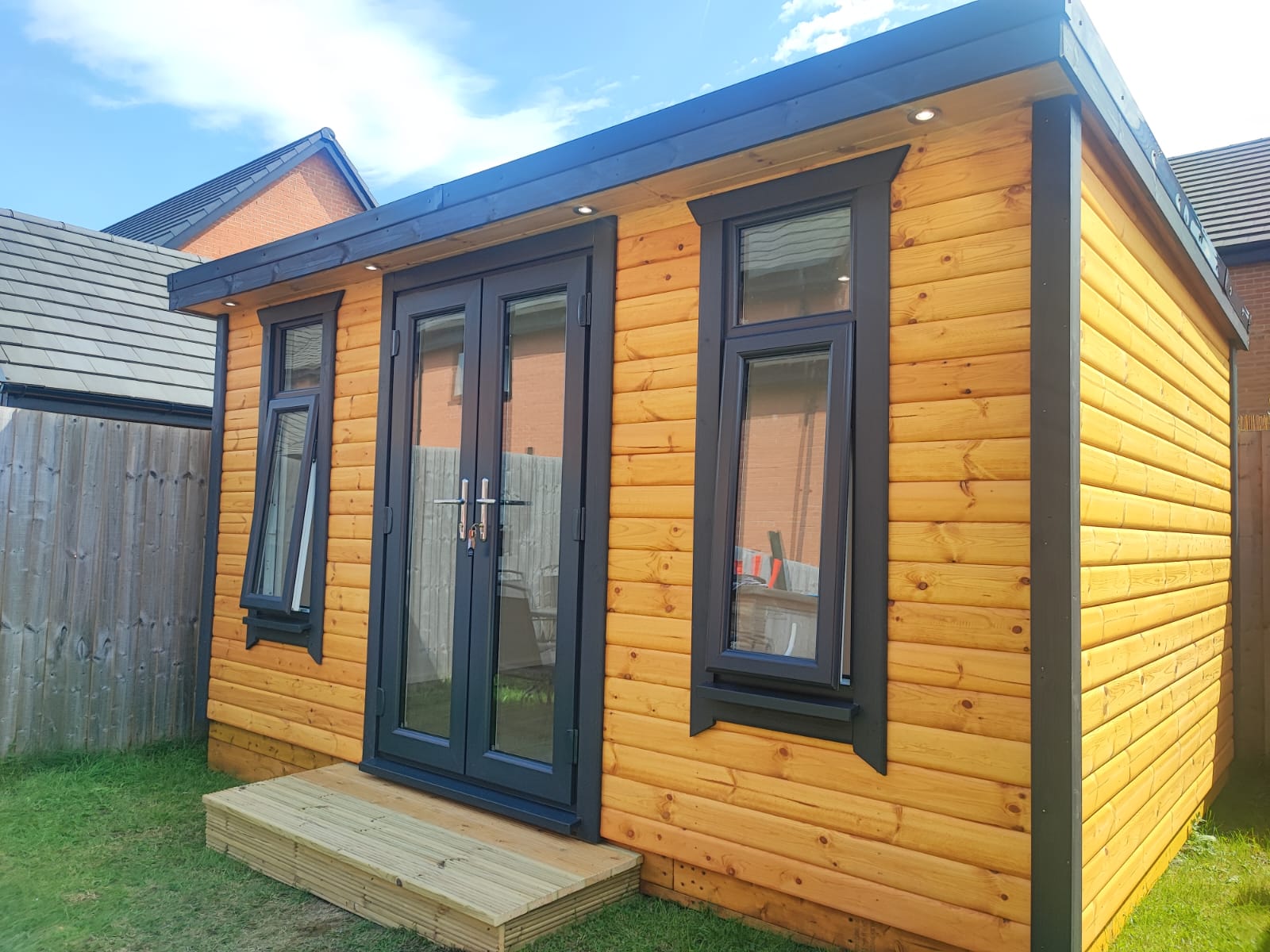 Insulated garden room exterior view